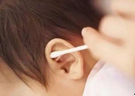耳朵里透明的白膜图片,揭秘耳朵内部神秘结构